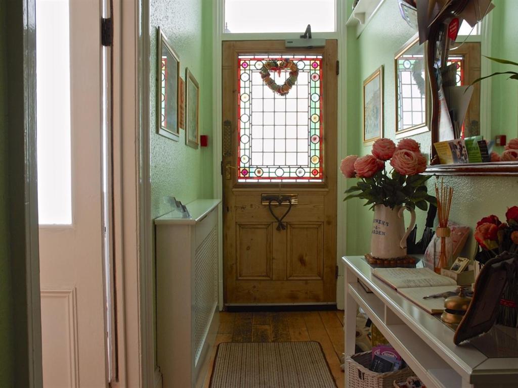 Chiltern Guest House ウィットビー エクステリア 写真